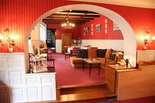 De La Poste Hotel Saint-Geniez-dʼOlt