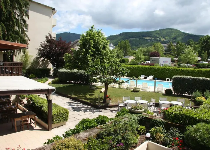 De La Poste Hotel Saint-Geniez-dʼOlt