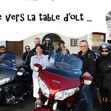 De La Poste 3* Saint-Geniez-dʼOlt