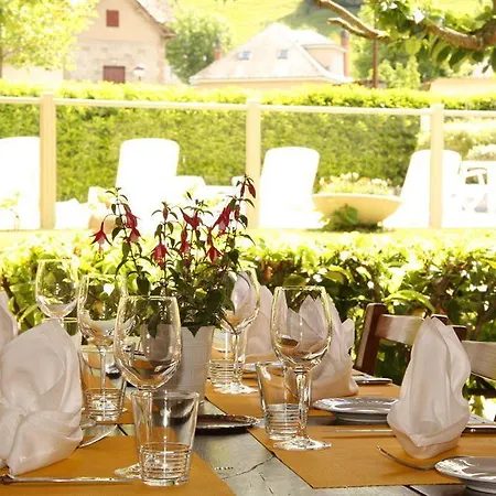 De La Poste 3* Saint-Geniez-dʼOlt