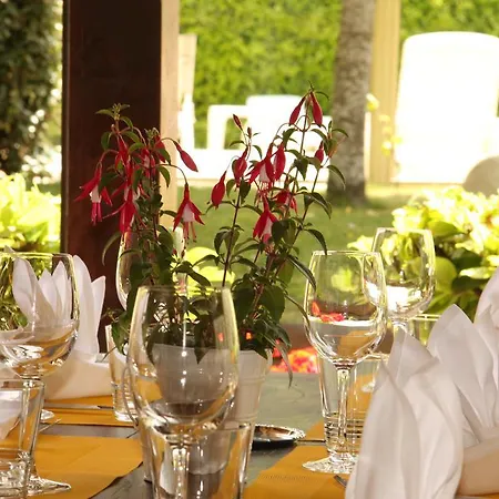 Hotel De La Poste 3*