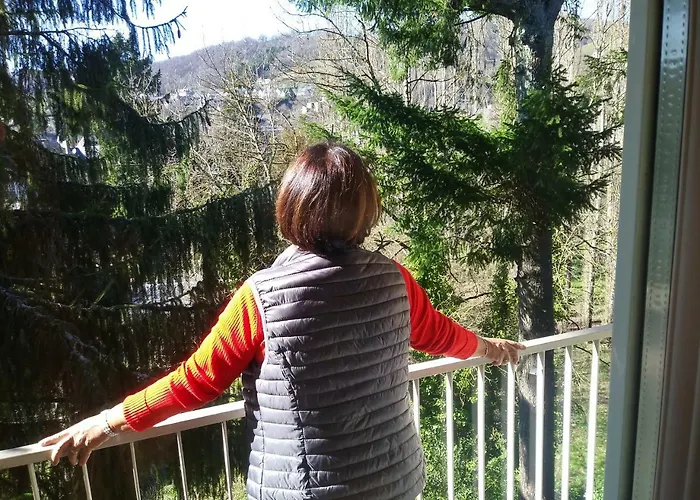 De La Poste 호텔 Saint-Geniez-dʼOlt